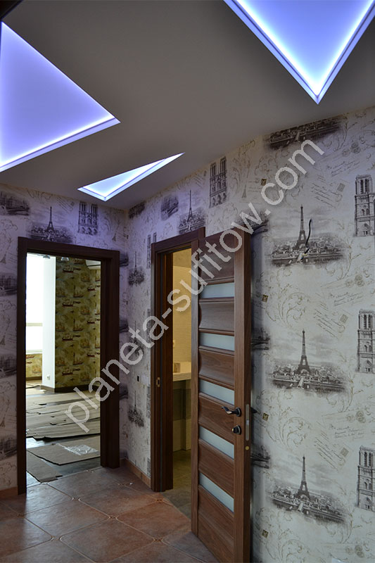 sufit napinany Translucent z podświetleniem