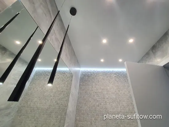 floating stretch ceiling in the bathroom